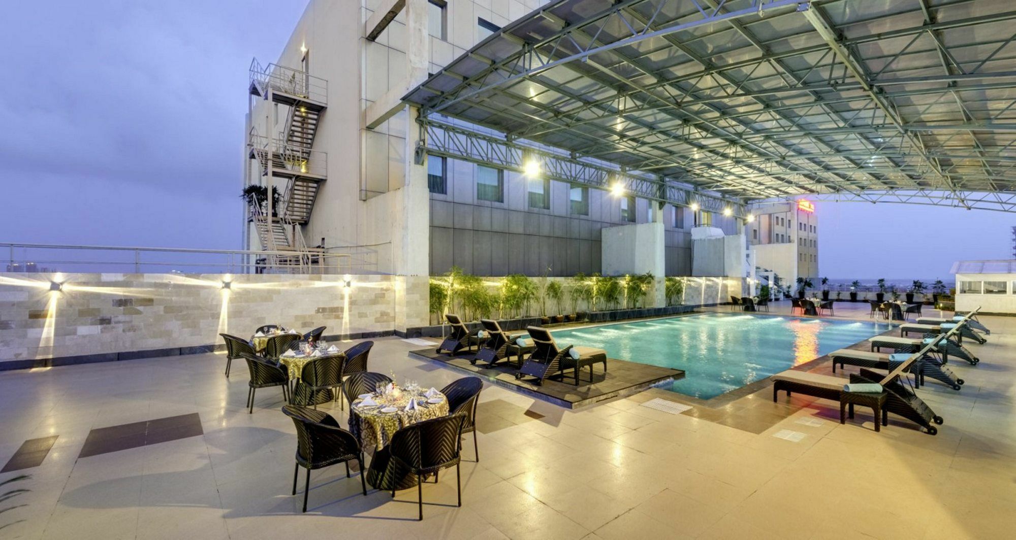 Pride Plaza Hotel, Kolkata Exterior photo The Park, Hyderabad